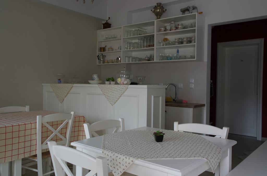 Nafsika-Cristina Guesthouse Ioannina Exterior photo